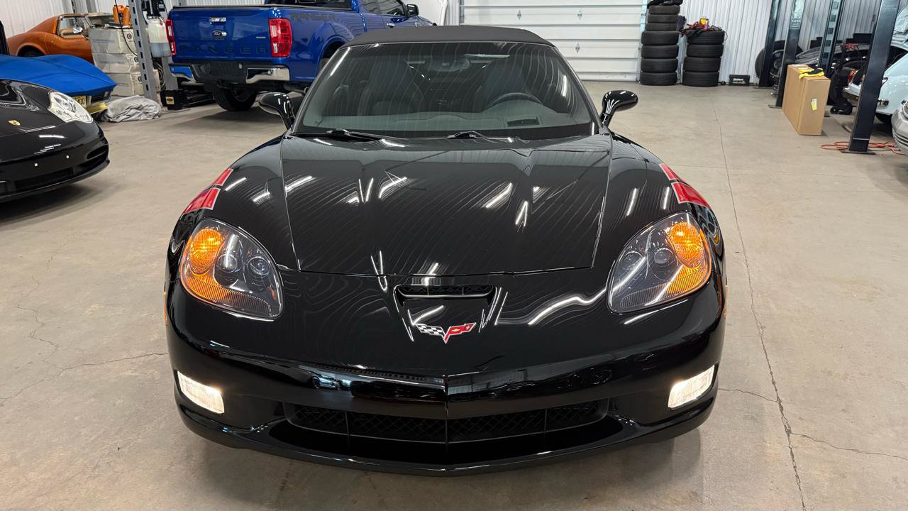 Used 2010 Chevrolet Corvette Grand Sport w/ Preferred Equipment Group RWD image 10