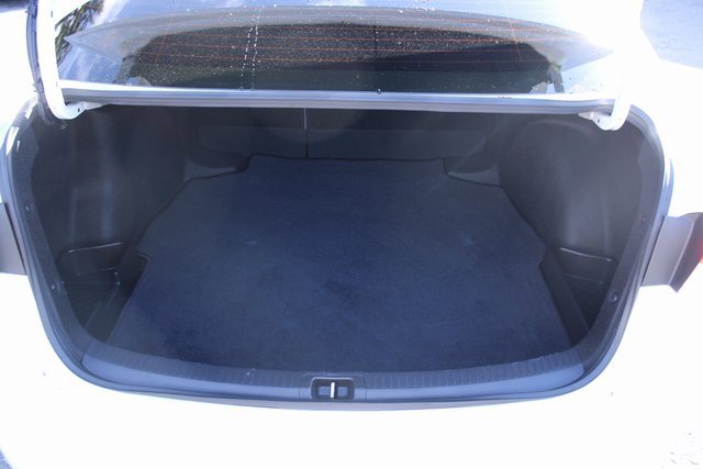 Used 2025 Toyota Corolla SE image 15