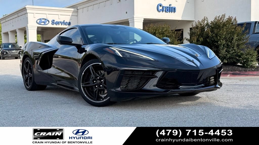 Used 2024 Chevrolet Corvette Stingray Coupe w/ 1LT RWD image 1