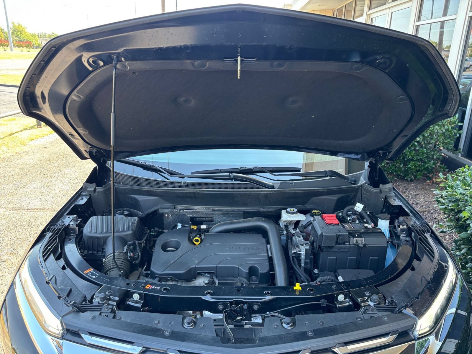 Used 2025 Chevrolet Equinox LT FWD image 32