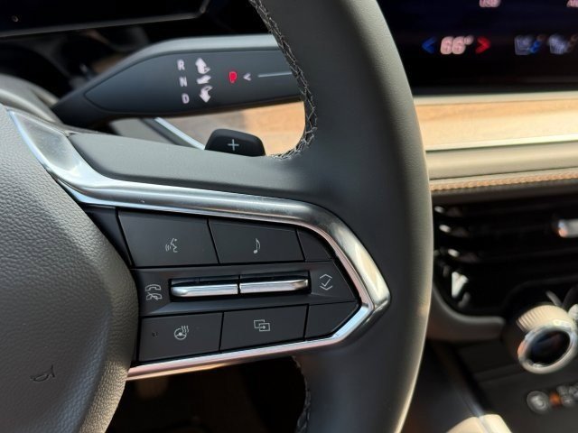 New 2025 Chevrolet Suburban High Country image 33