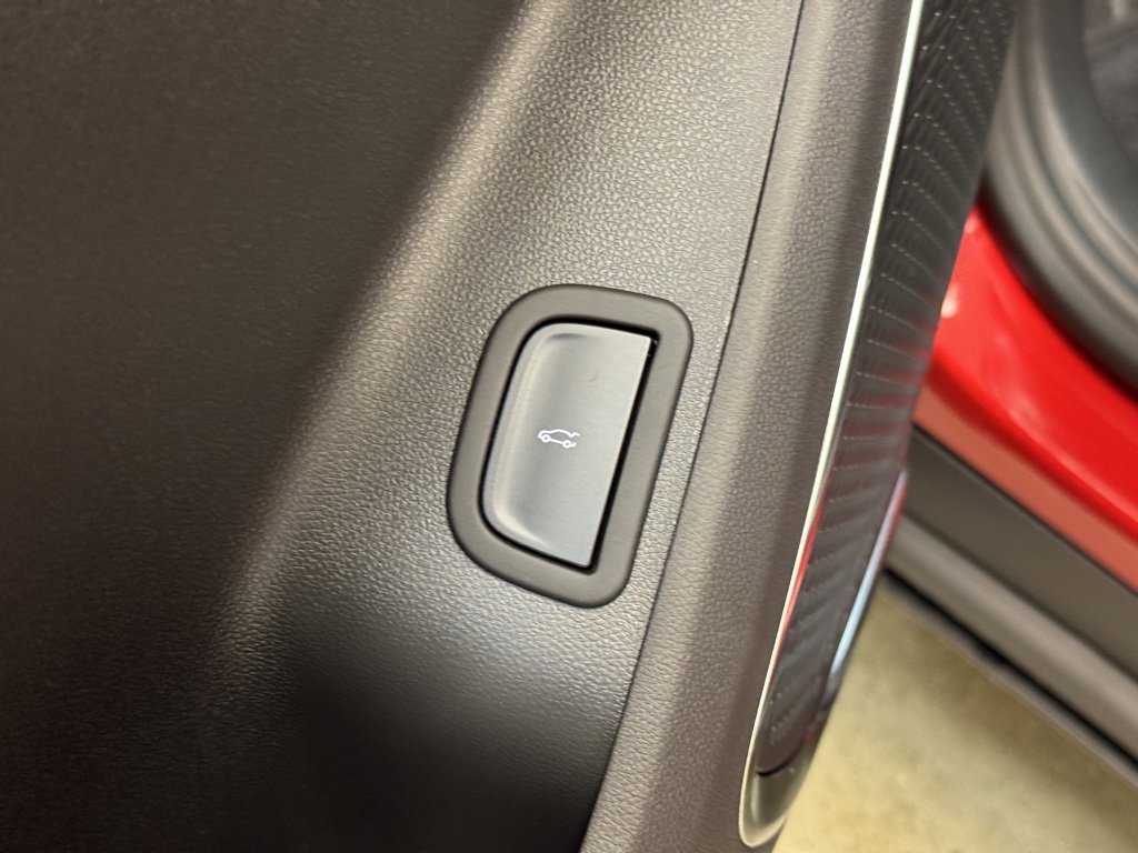 New 2026 GMC Acadia Elevation w/ Super Cruise Package image 11