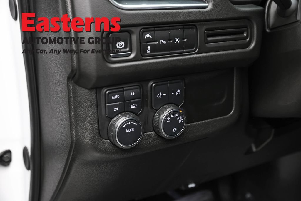 Used 2024 Chevrolet Tahoe LT AWD/4WD image 21