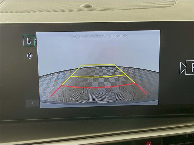 Used 2025 Kia Sorento LX image 14