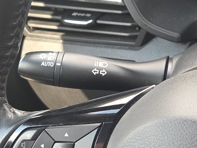 Used 2023 Nissan Altima 2.5 SV w/ SV Premium Package FWD image 33
