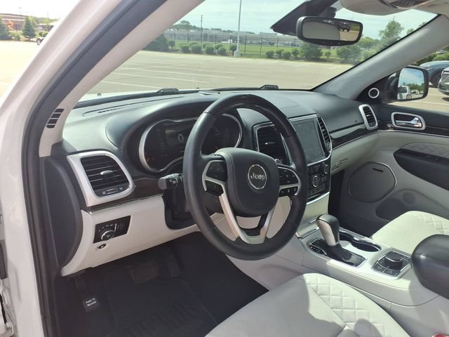 Used 2021 Jeep Grand Cherokee Summit AWD/4WD image 10