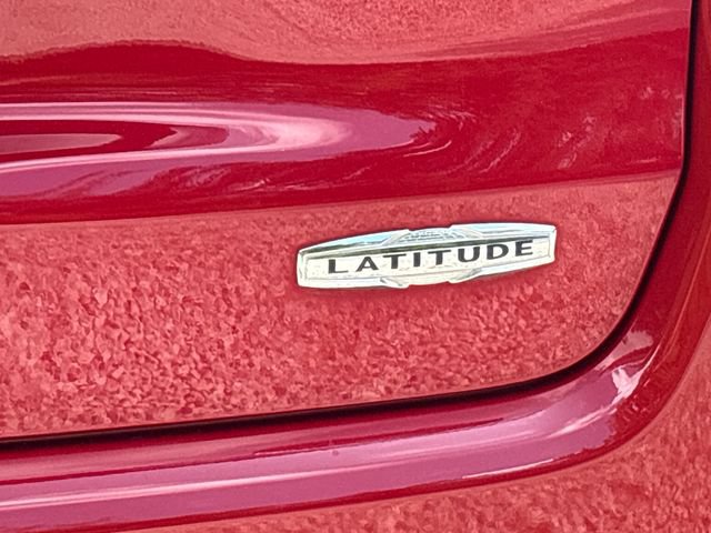 Used 2018 Jeep Compass Latitude w/ Popular Equipment Group AWD/4WD image 13