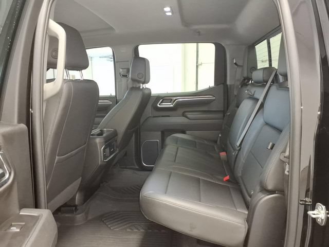 Used 2025 Chevrolet Silverado 1500 LTZ AWD/4WD image 15