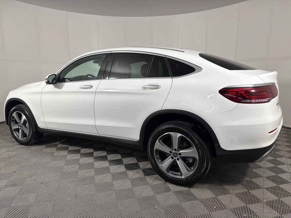 Certified 2023 Mercedes-Benz GLC 300 4MATIC Coupe image 4