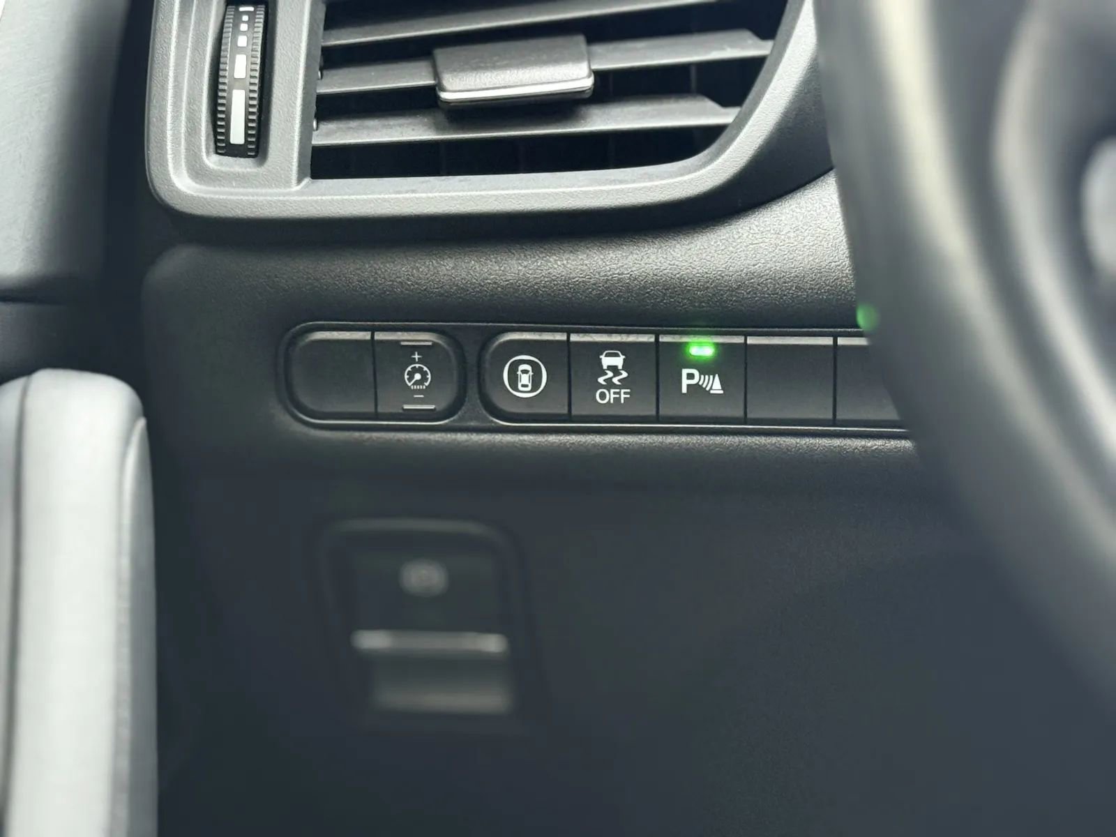 Used 2023 Acura TLX w/Tech image 26