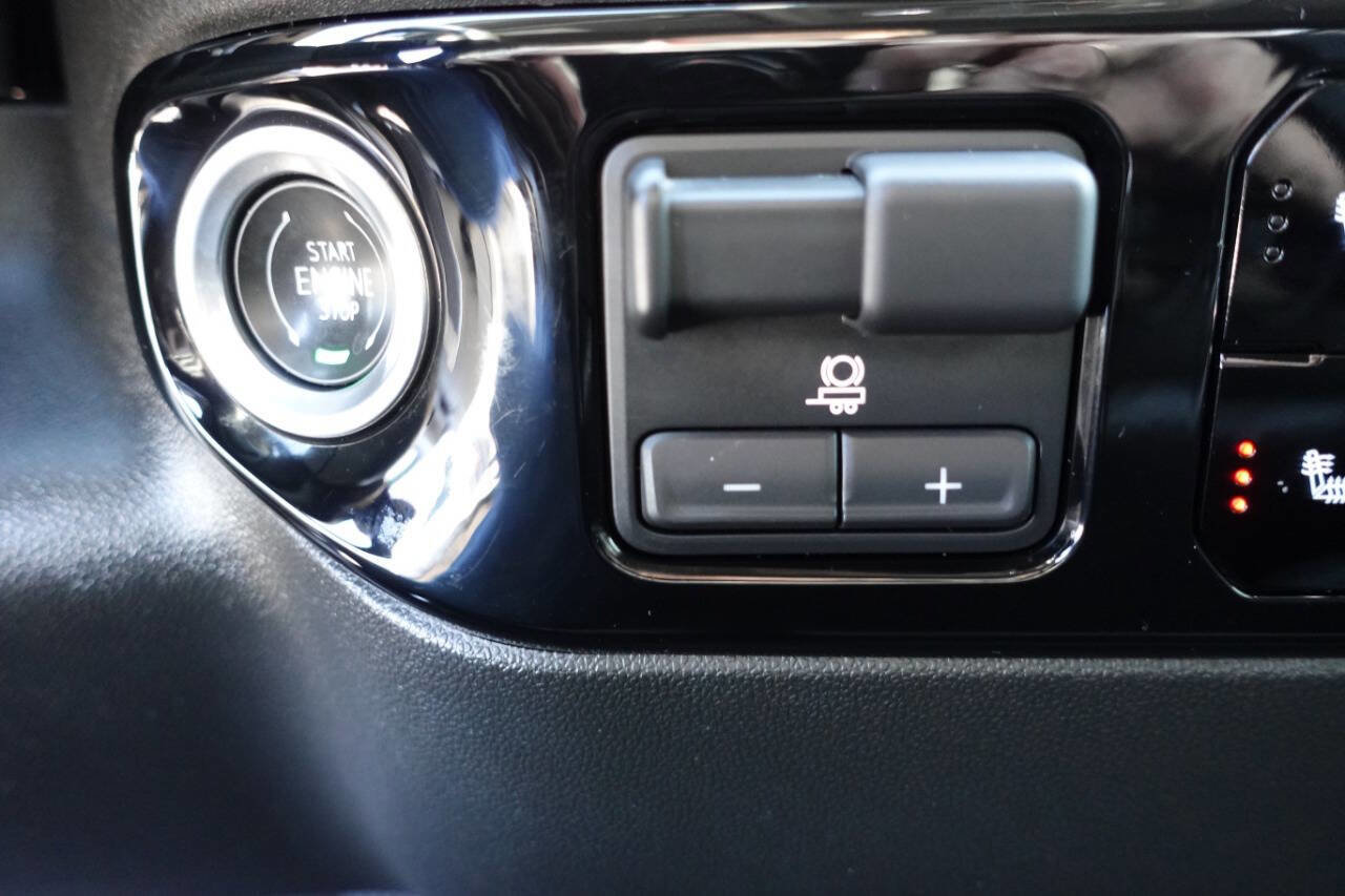 Used 2023 GMC Sierra 1500 Elevation image 44