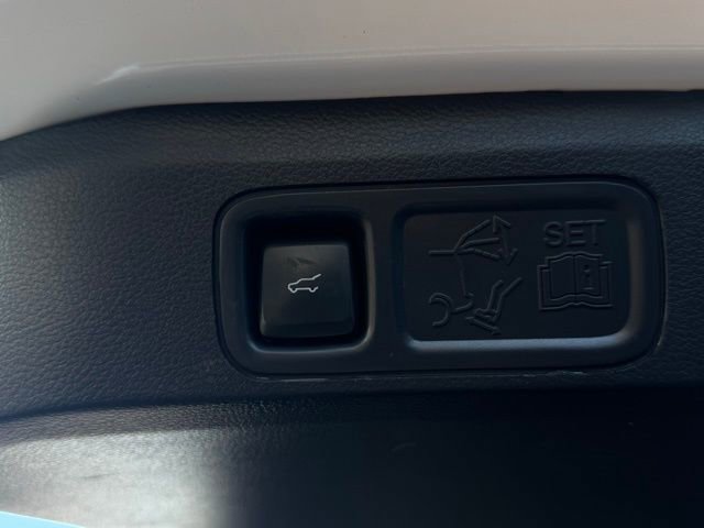 Certified 2022 Lincoln Navigator Reserve image 12