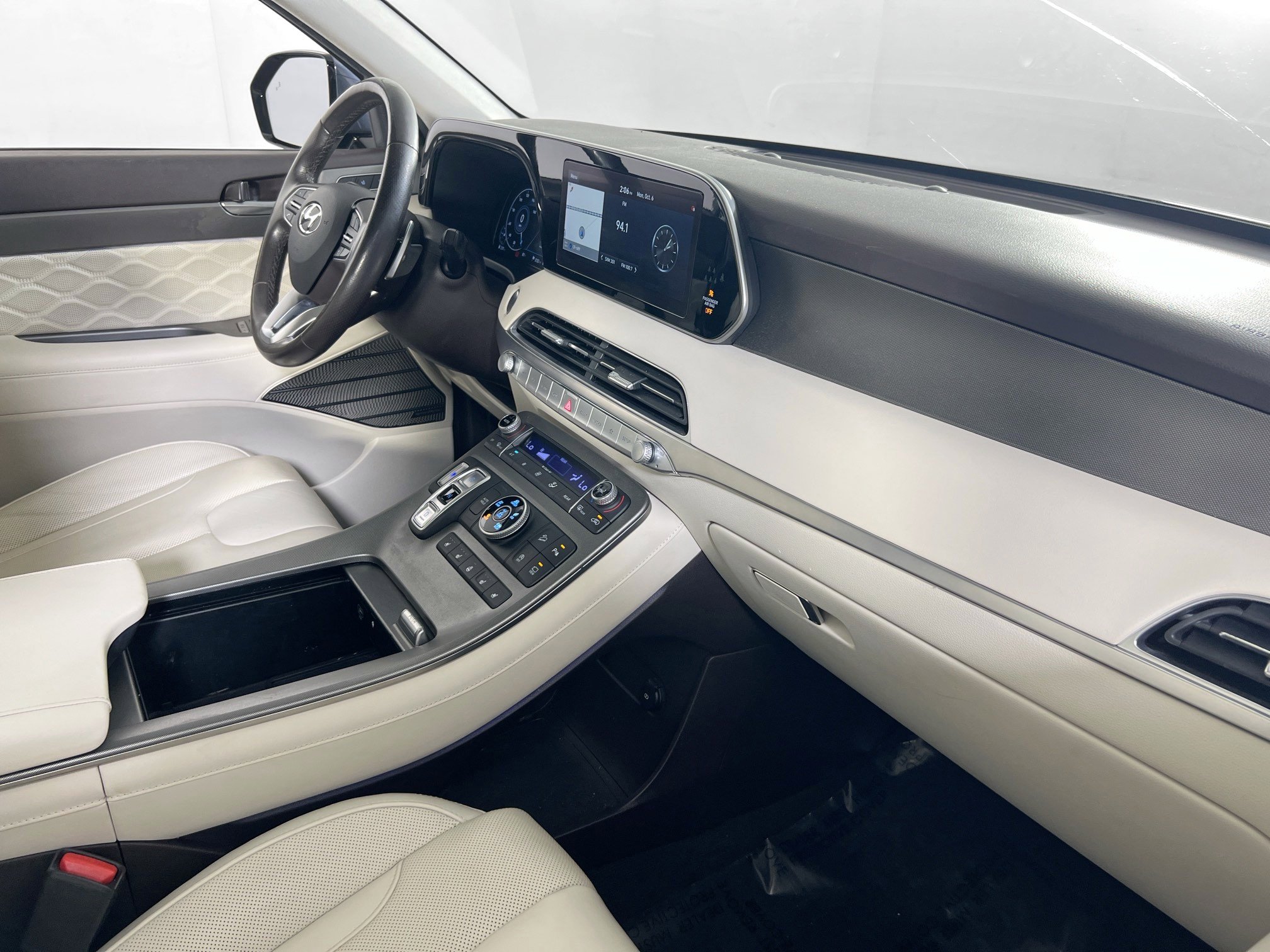 Used 2020 Hyundai Palisade Limited w/ Winter Weather Package image 29