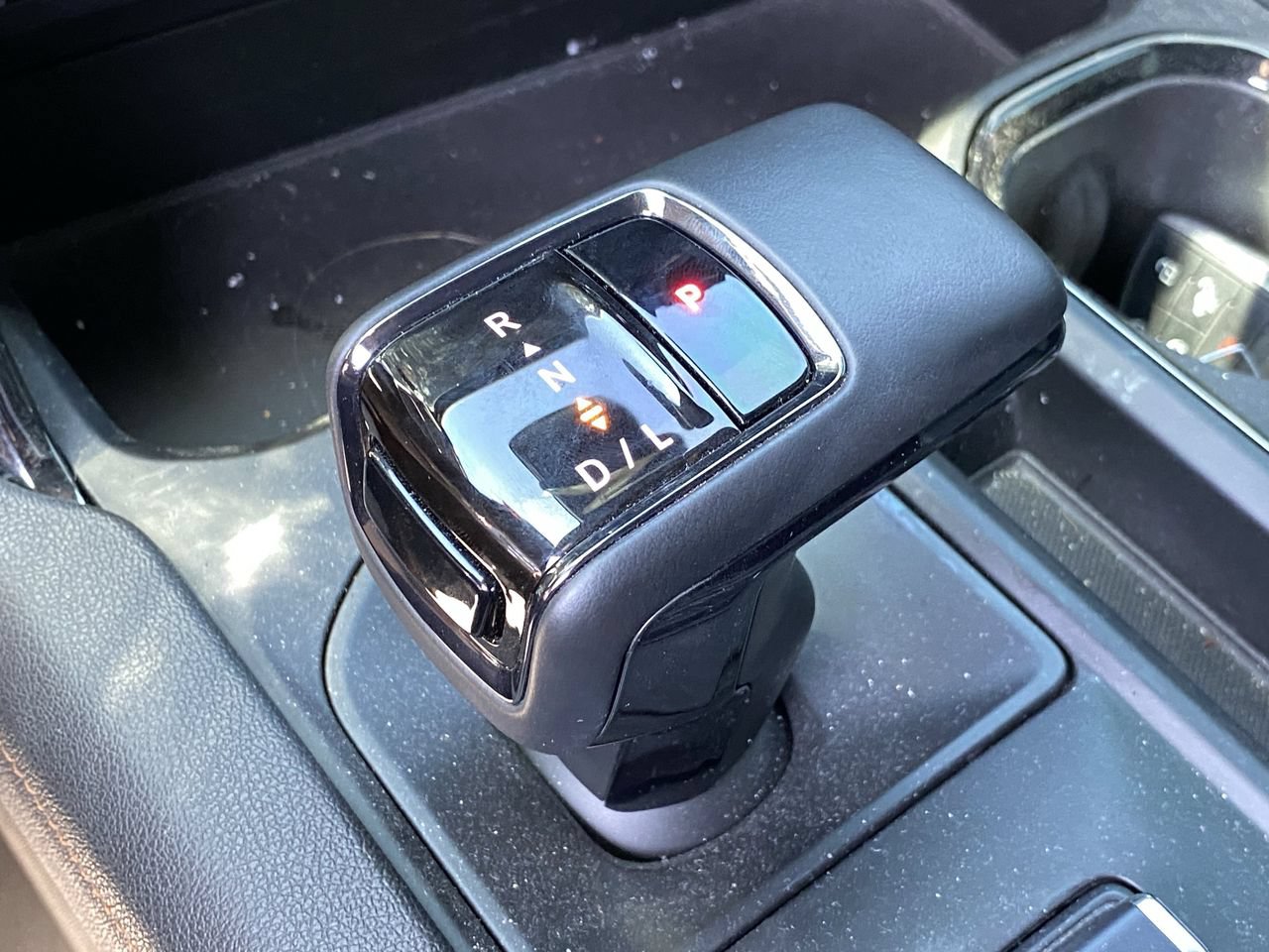 Used 2024 GMC Sierra 1500 AT4 w/ Technology Package AWD/4WD image 8