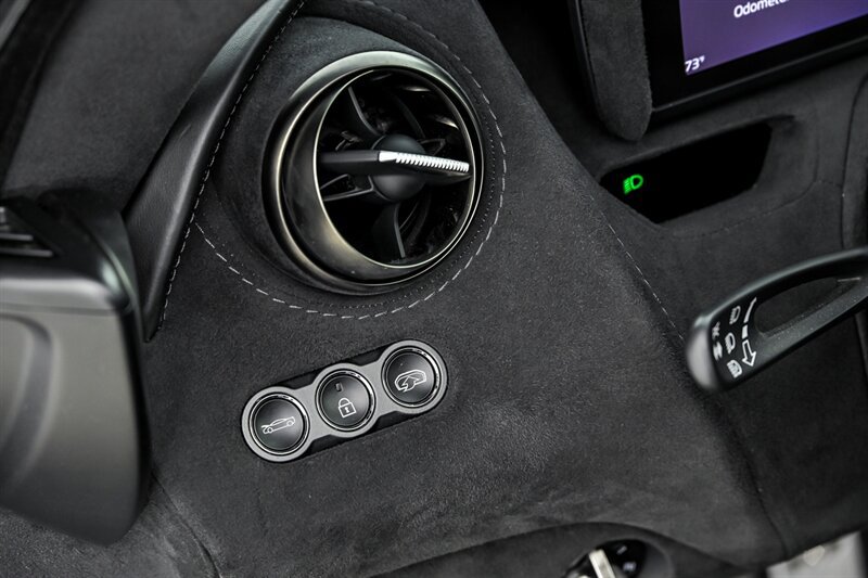 Used 2018 McLaren 720S RWD image 30