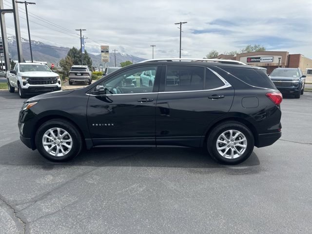 Used 2018 Chevrolet Equinox LT w/ Sun & Infotainment Package AWD/4WD image 4