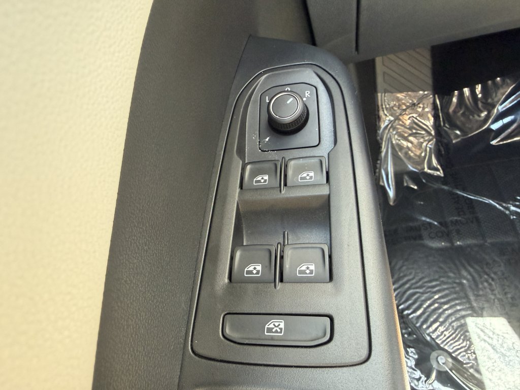 Used 2026 Volkswagen Taos S FWD image 27