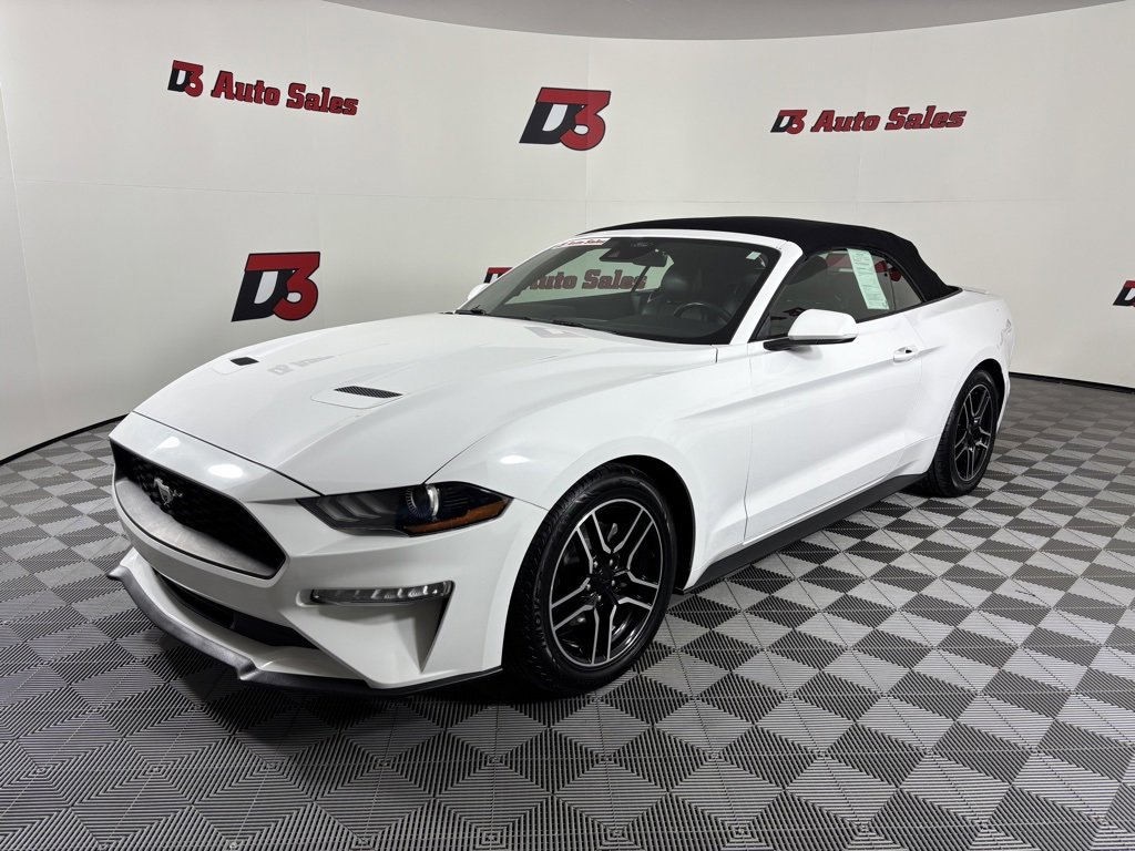 Used 2022 Ford Mustang Premium image 2