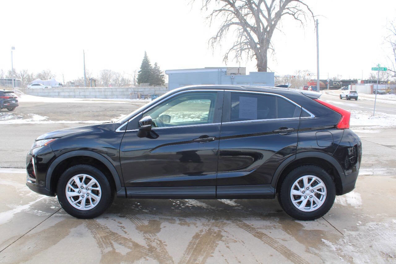 Used 2019 Mitsubishi Eclipse Cross ES image 5