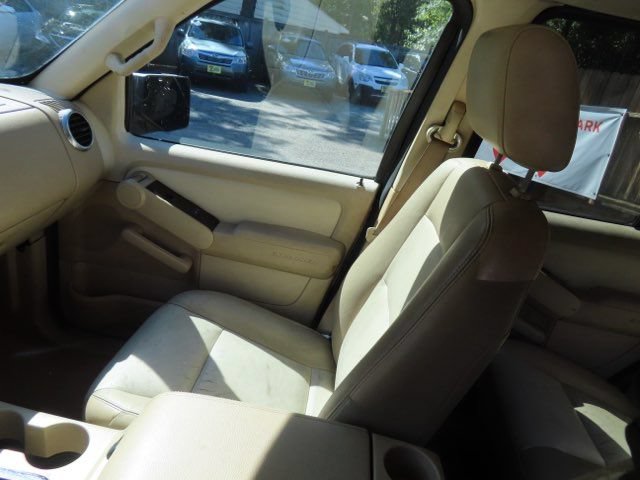 Used 2006 Ford Explorer Limited AWD/4WD image 21
