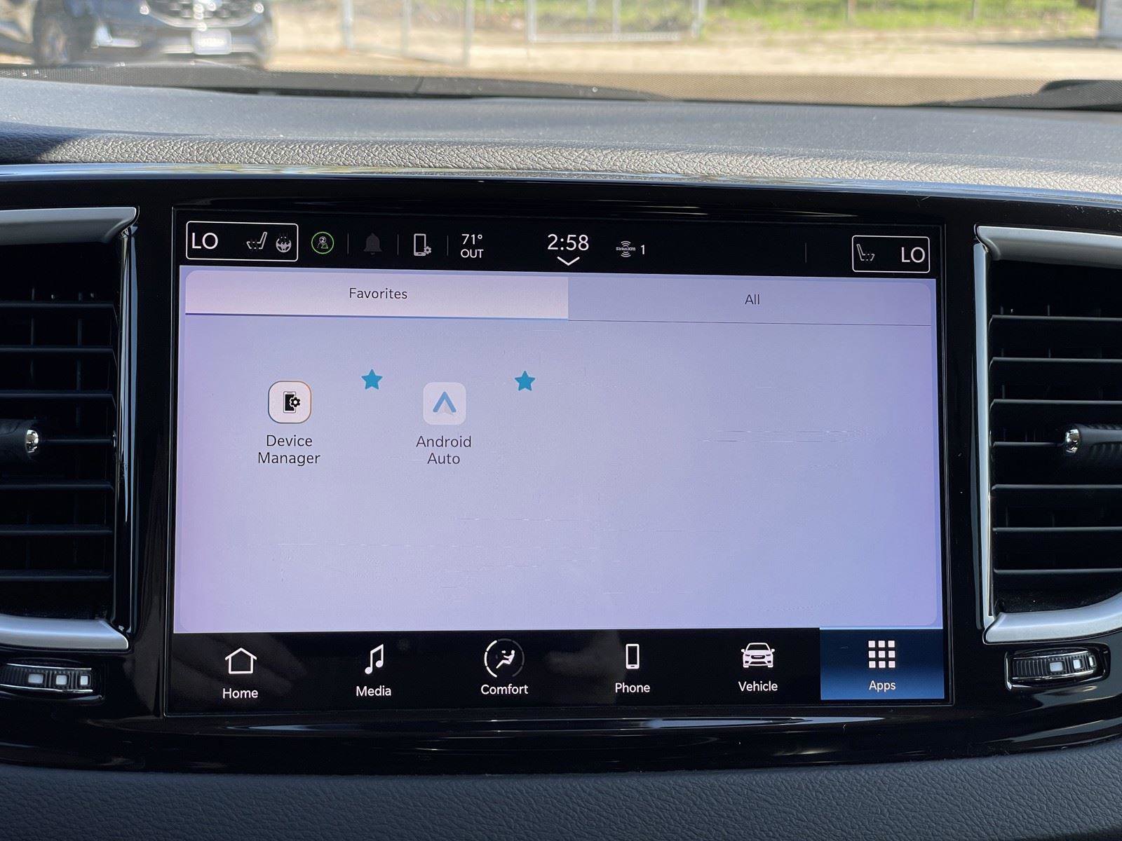 Used 2023 Chrysler Pacifica Touring-L image 21