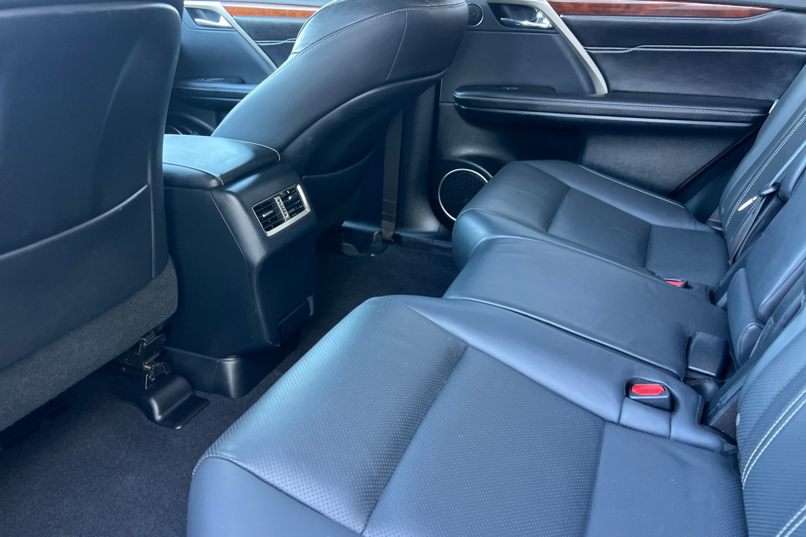 Used 2018 Lexus RX 350L FWD image 12