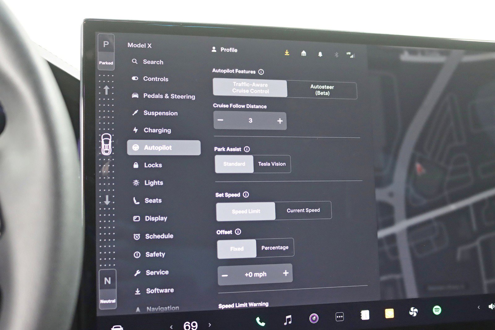 Used 2022 Tesla Model X Plaid image 25