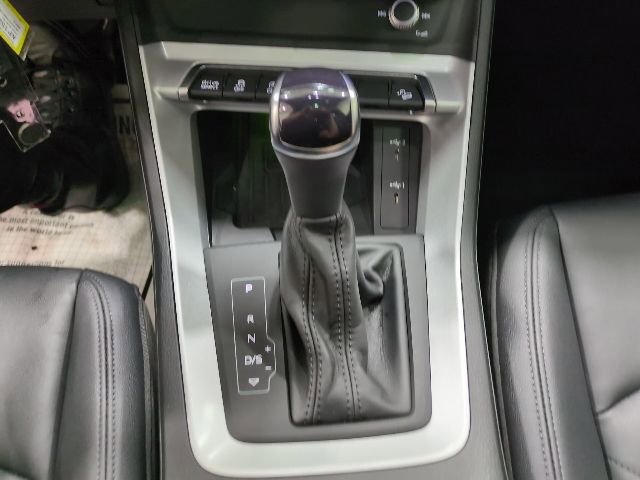 Used 2022 Audi Q3 2.0T Premium Plus image 21