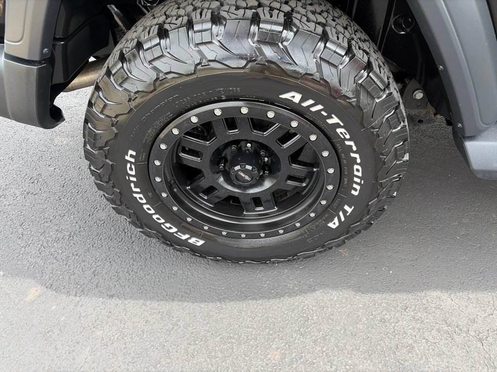 Certified 2018 Jeep Wrangler Sport AWD/4WD image 9