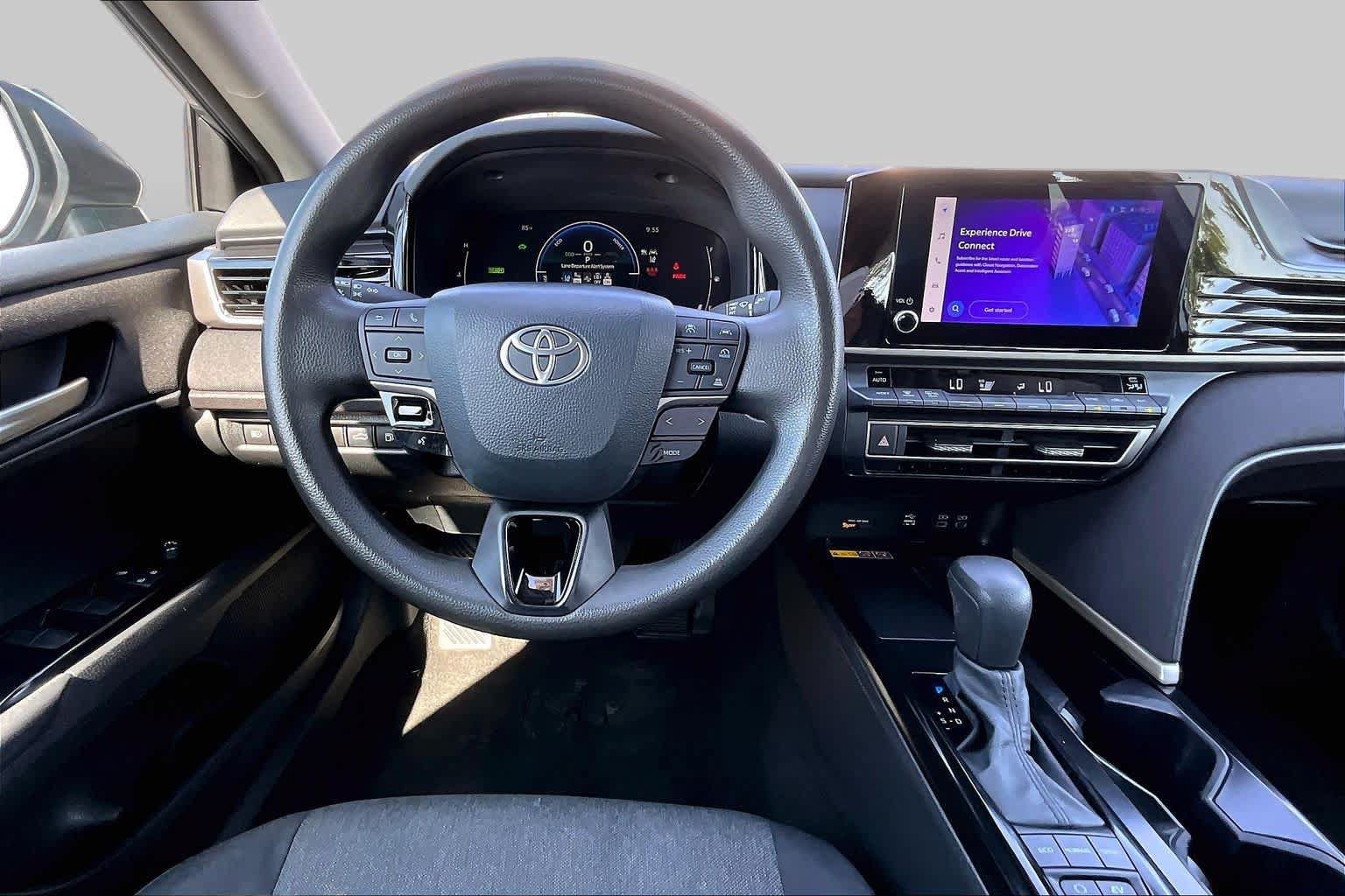 Certified 2025 Toyota Camry LE FWD image 6