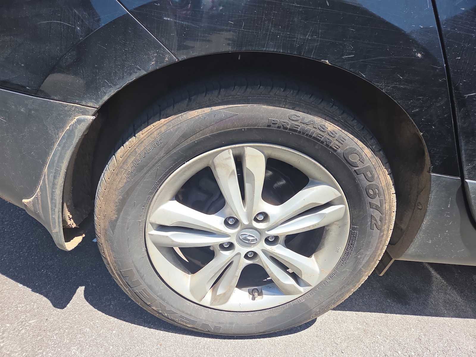 Used 2011 Hyundai Tucson GLS AWD/4WD image 3