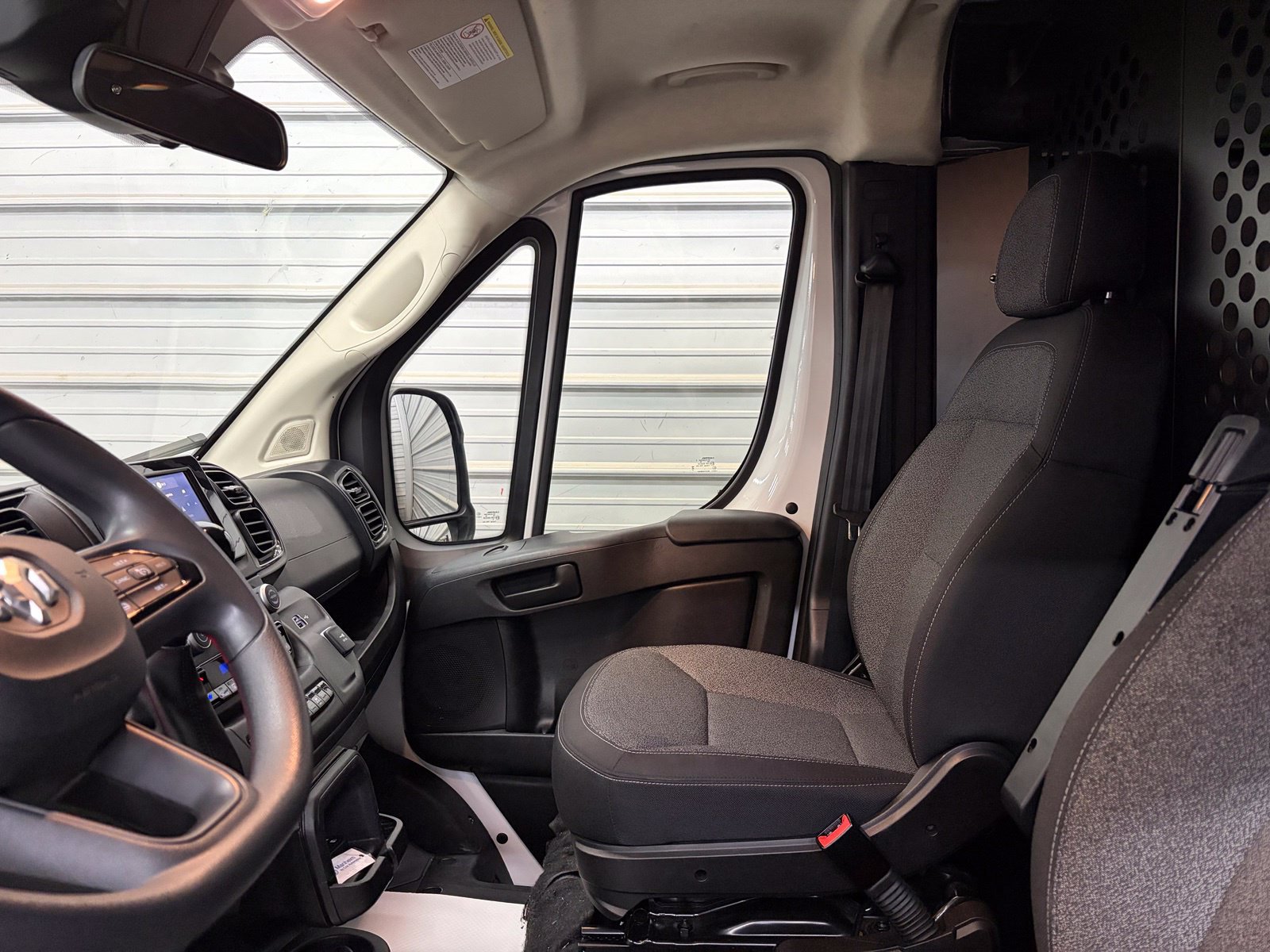 Used 2025 RAM ProMaster 2500 w/ U-Haul Equipment Group FWD image 23