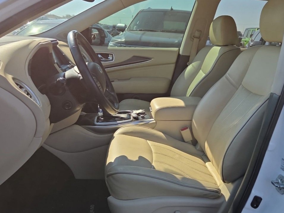 Used 2019 INFINITI QX60 Luxe w/ Essential Package image 24