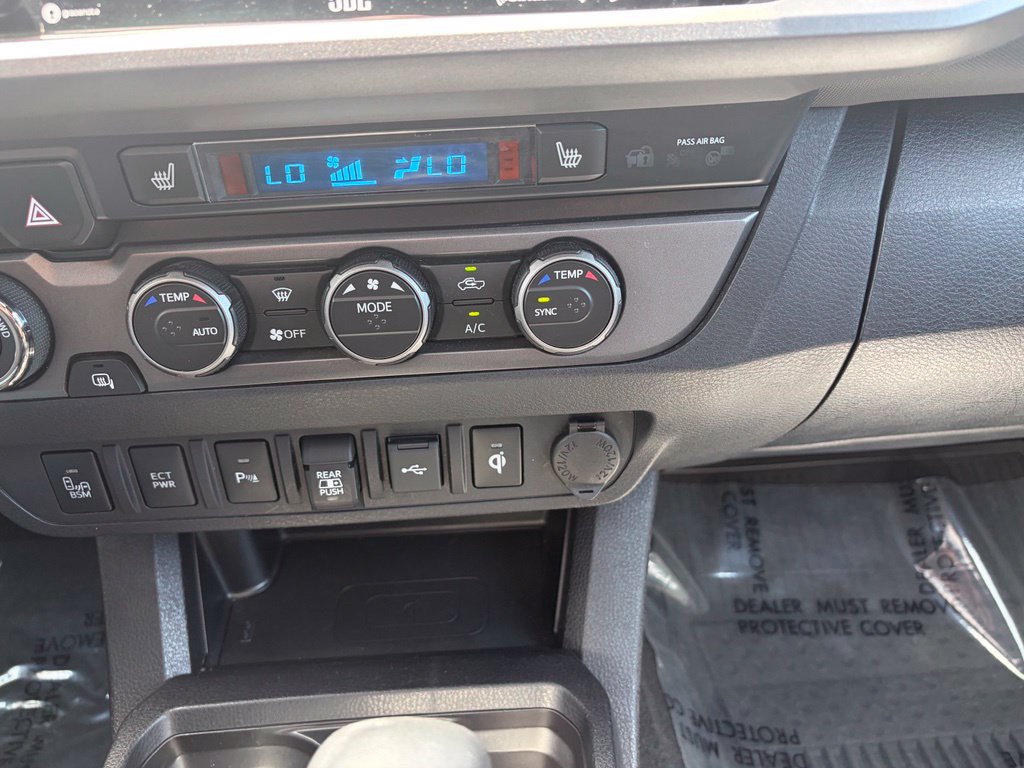 Used 2023 Toyota Tacoma TRD Off-Road w/ TRD Premium Off Road Package AWD/4WD image 37