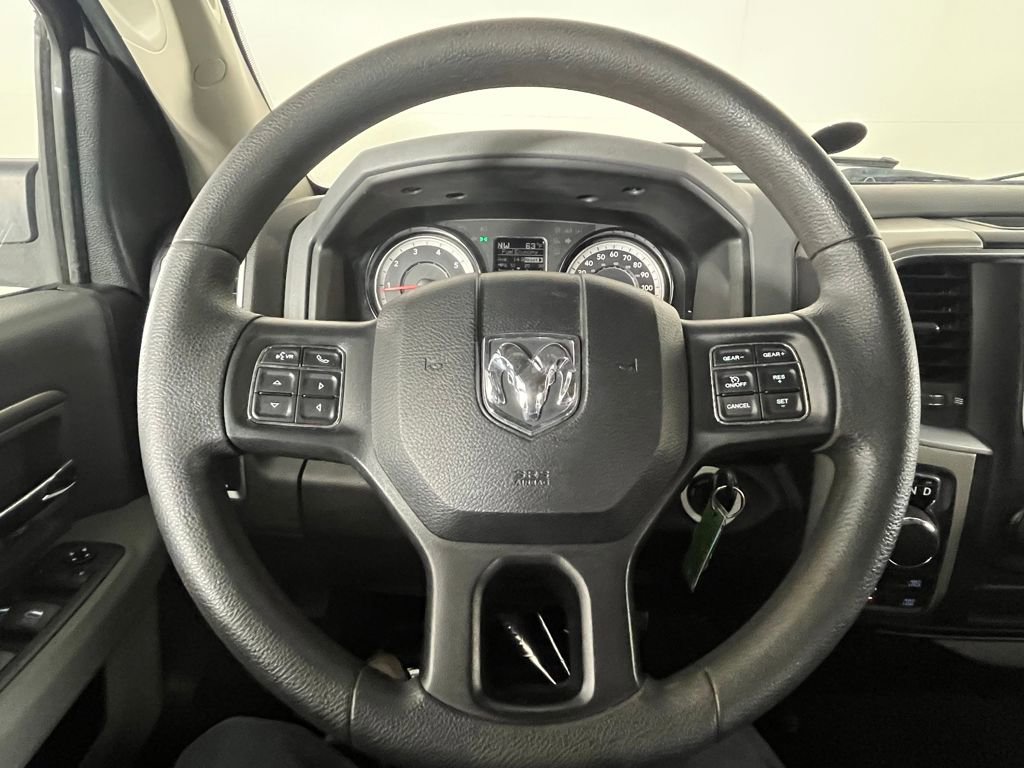 Used 2020 RAM 1500 Classic SLT image 23