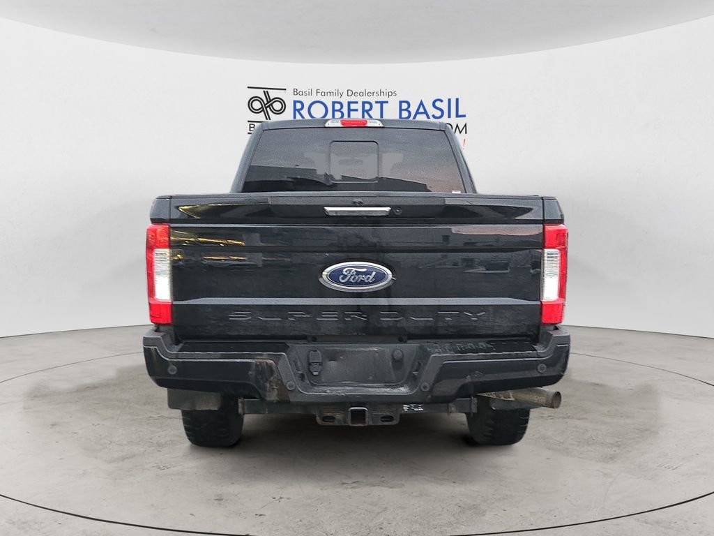 Used 2019 Ford F250 Lariat image 4