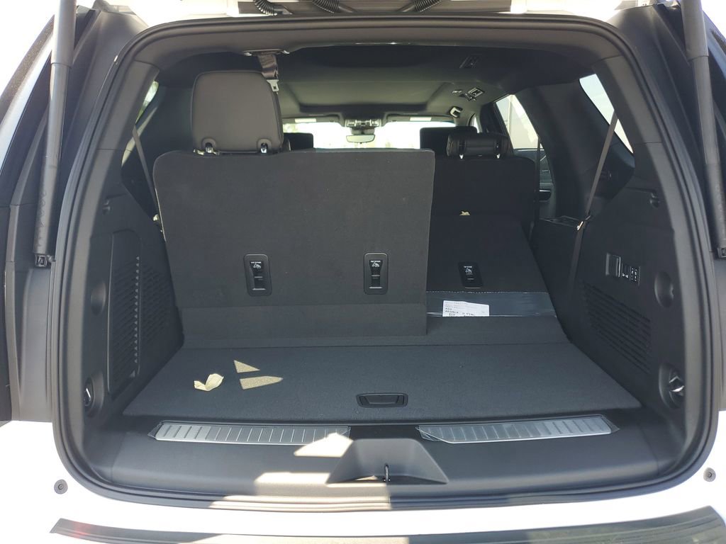 New 2026 GMC Yukon AT4 w/ AT4 Premium Plus Package AWD/4WD image 6