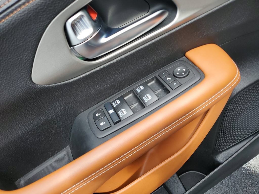 Certified 2024 Chrysler Pacifica Pinnacle AWD/4WD image 21