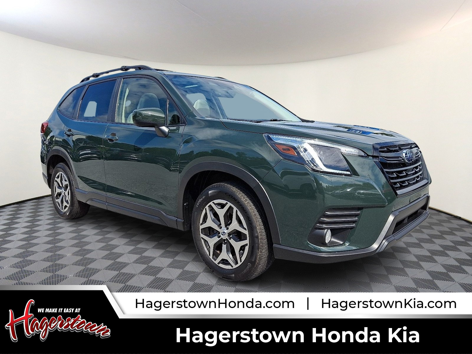 Used 2022 Subaru Forester Premium w/ Popular Package #1 AWD/4WD image 1
