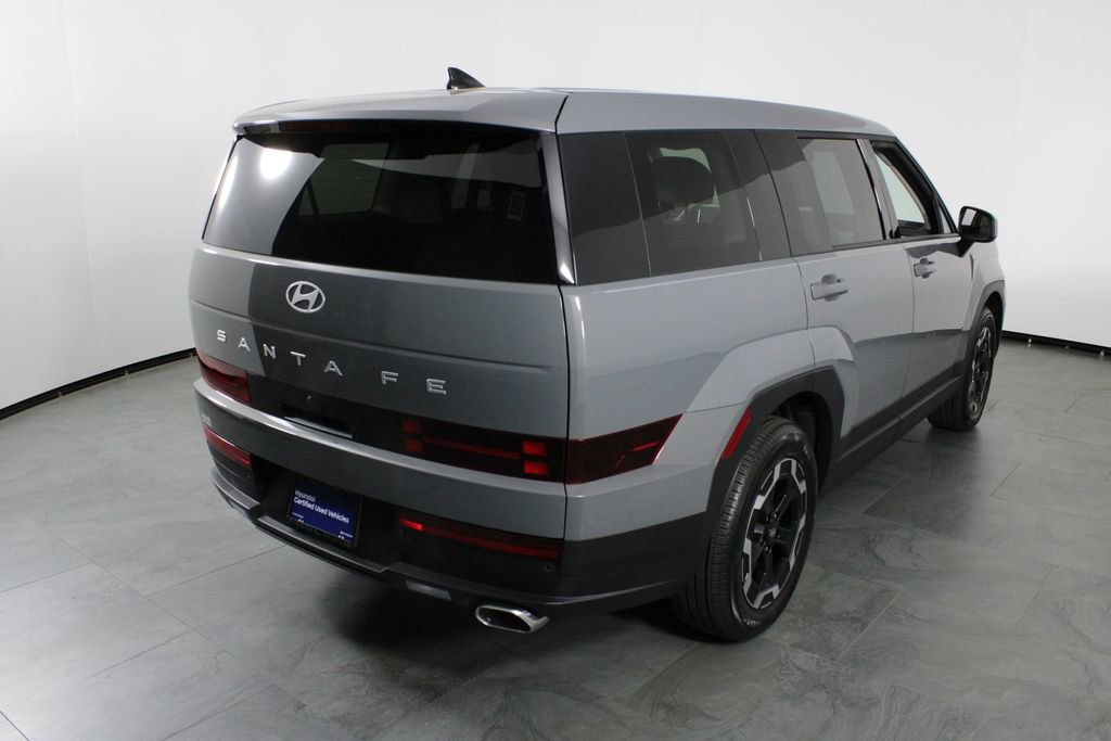 Used 2026 Hyundai Santa Fe SE image 16