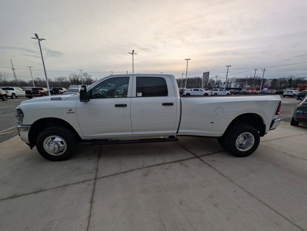 New 2026 RAM 3500 Tradesman image 8