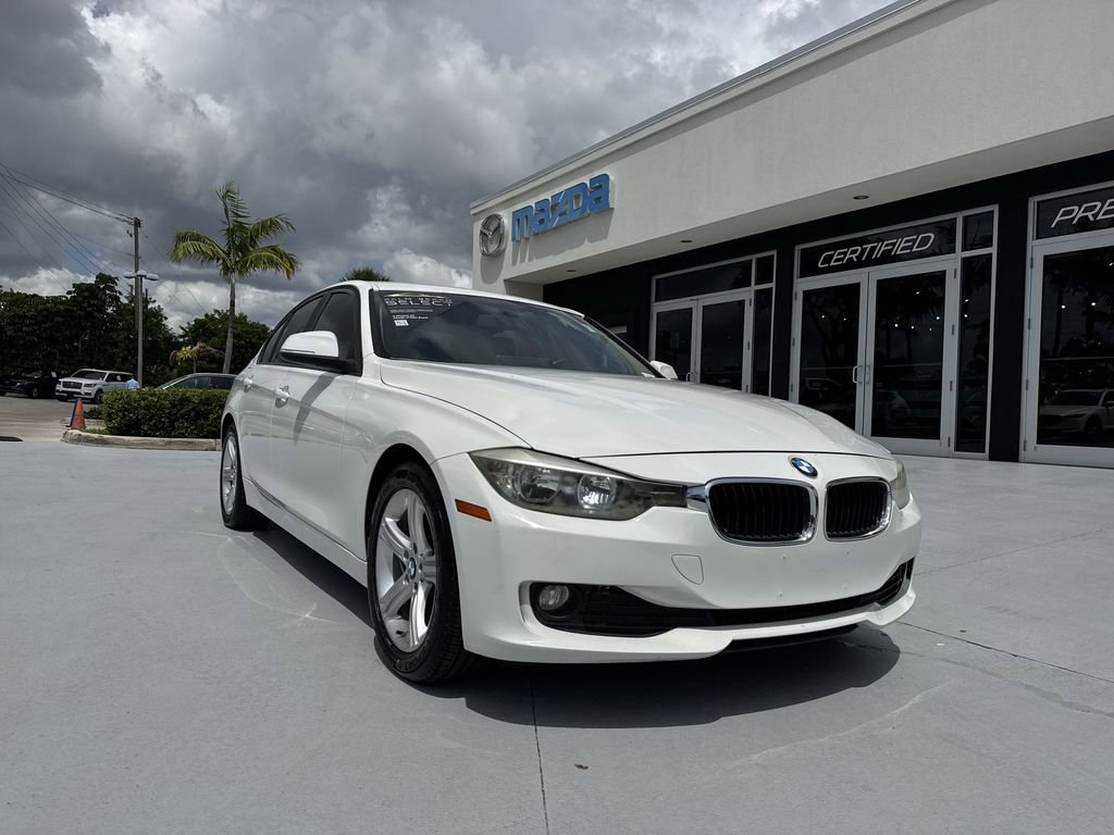 Used 2015 BMW 320i Sedan RWD image 30