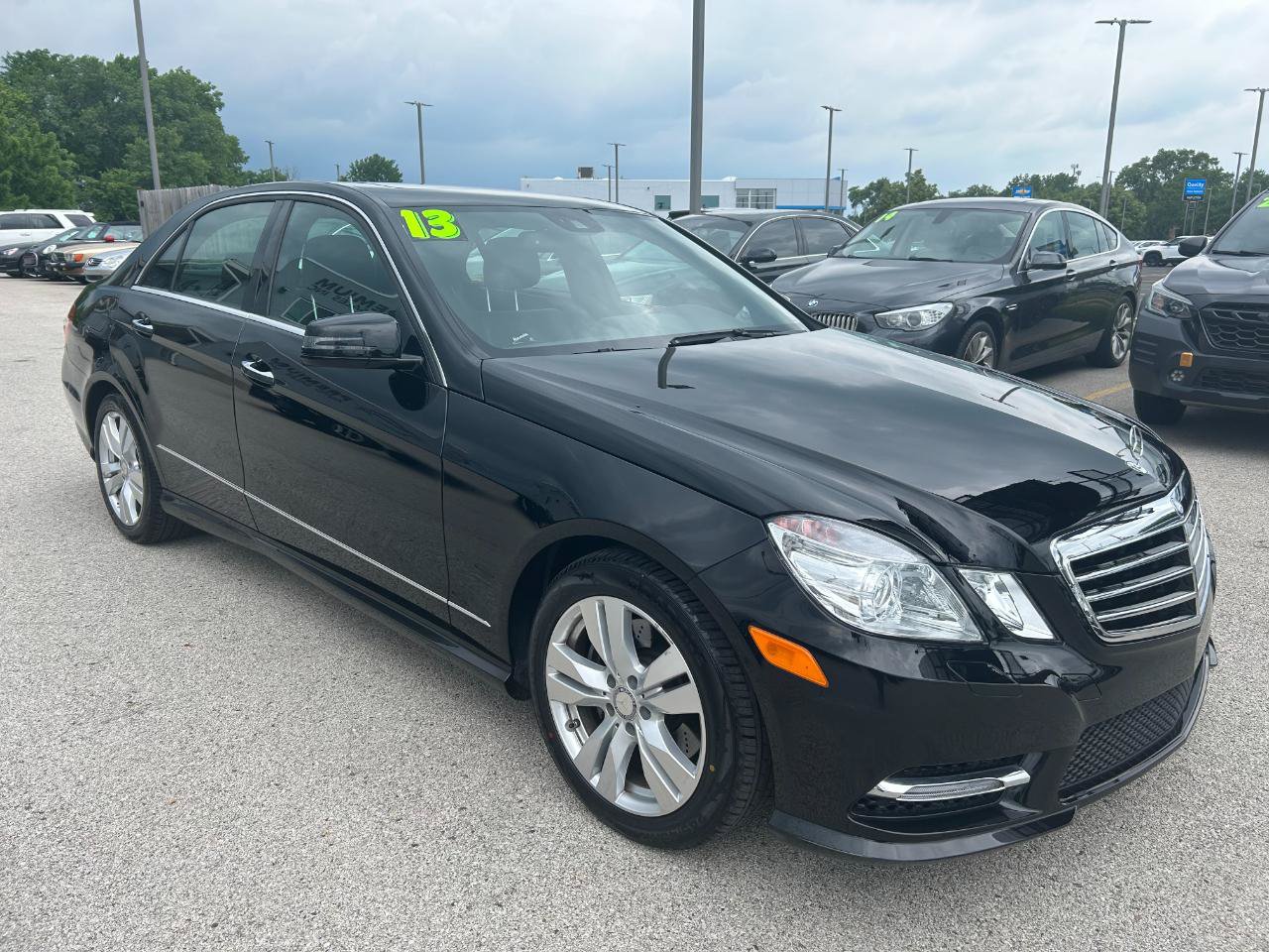 Used 2013 Mercedes-Benz E 350 BlueTEC Sedan image 3