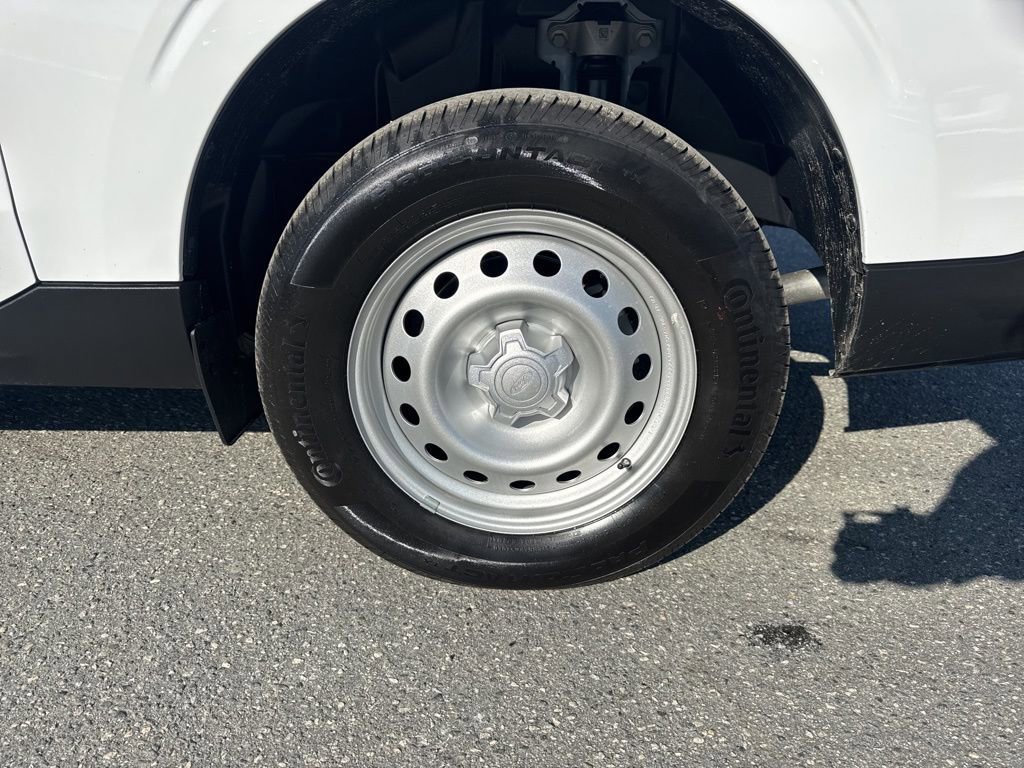 Used 2025 Ford Maverick XLT w/ Equipment Group 302A AWD/4WD image 28