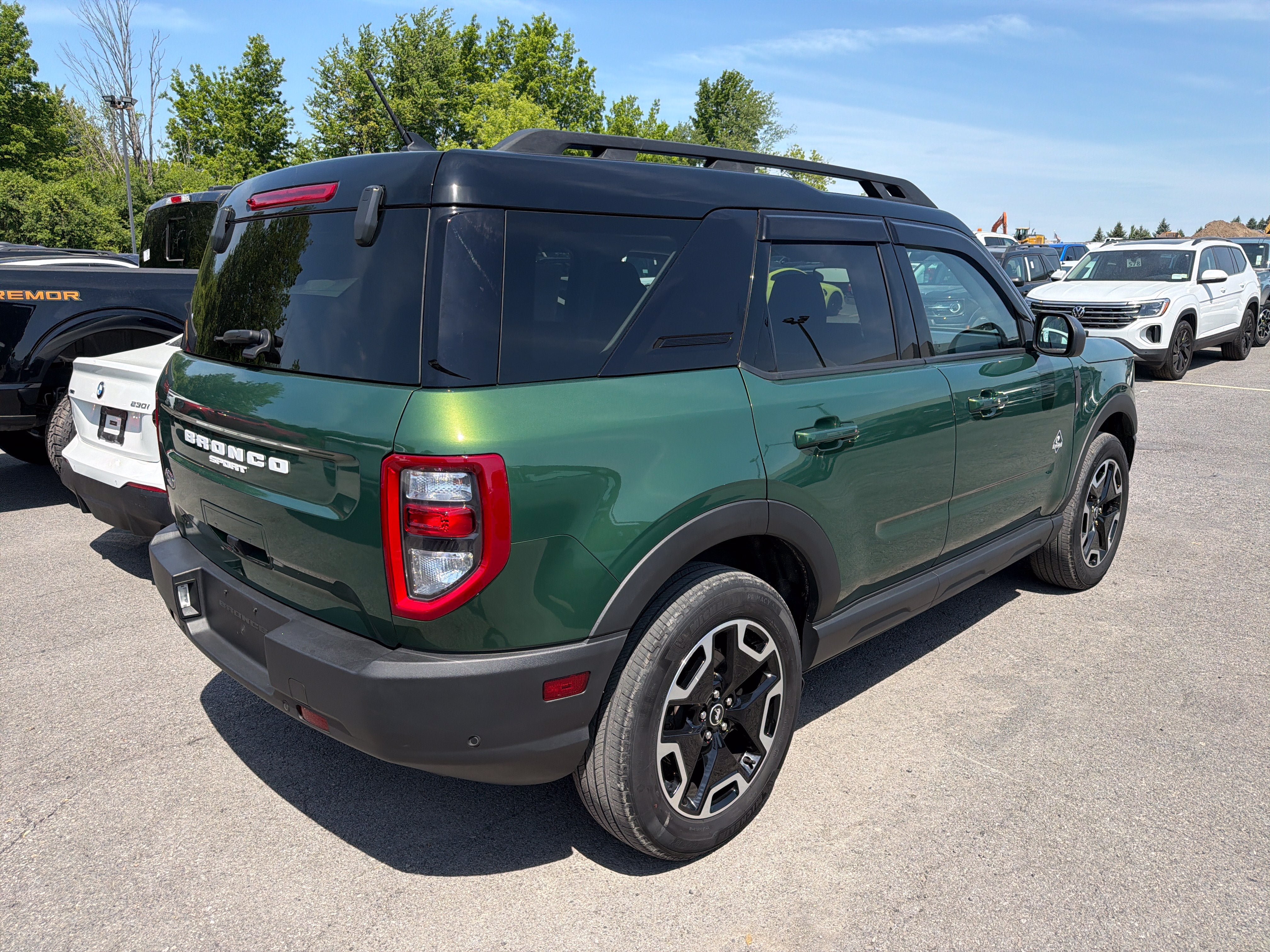 Used 2024 Ford Bronco Sport Outer Banks w/ Tech Package AWD/4WD image 7