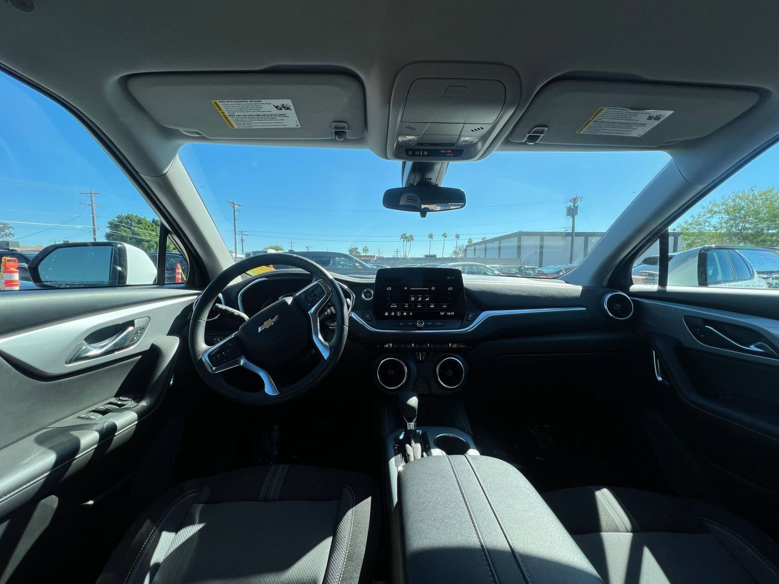 Used 2025 Chevrolet Blazer LT image 33