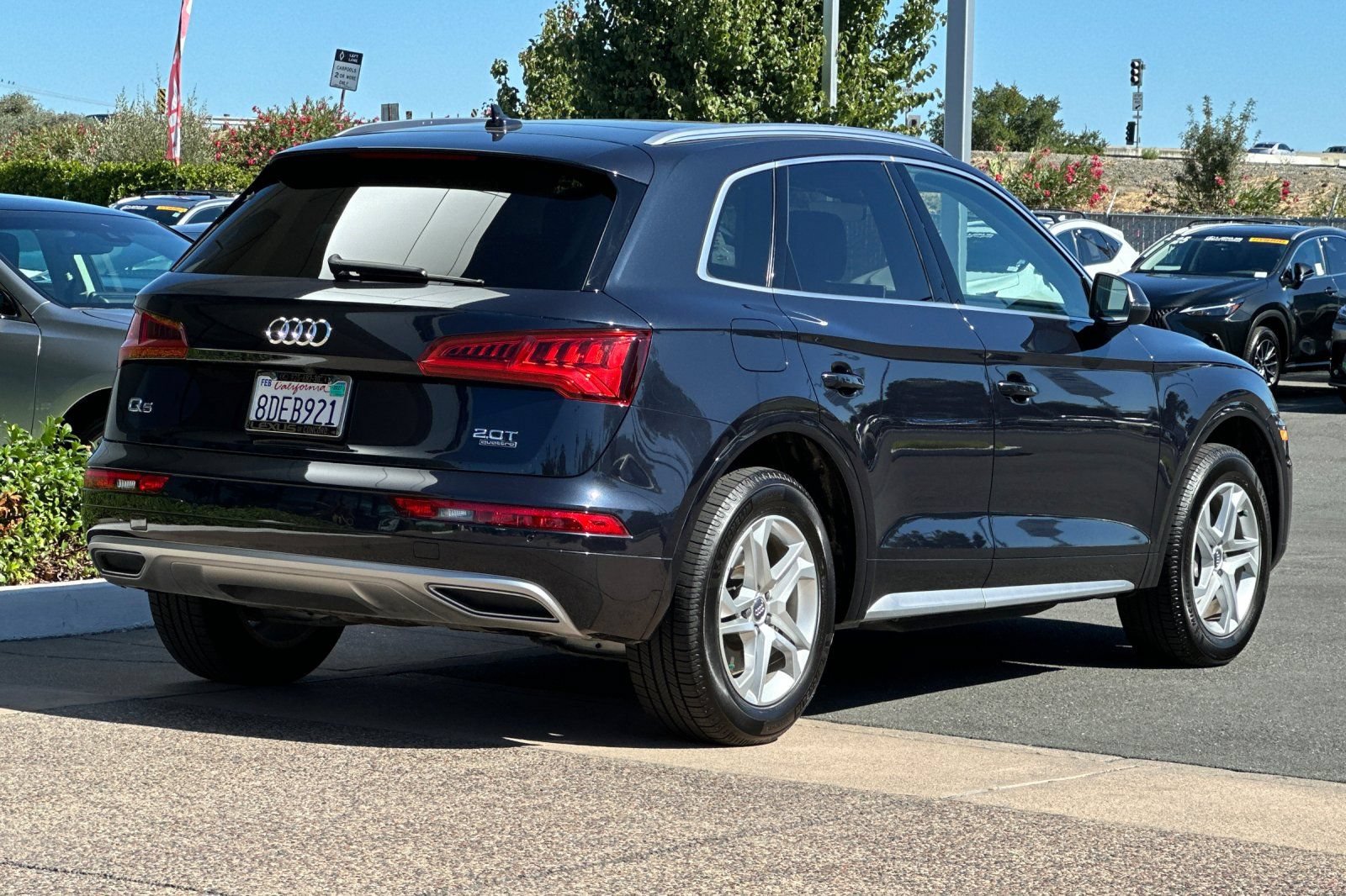 Used 2018 Audi Q5 2.0T Premium Plus w/ Premium Plus Package AWD/4WD image 4