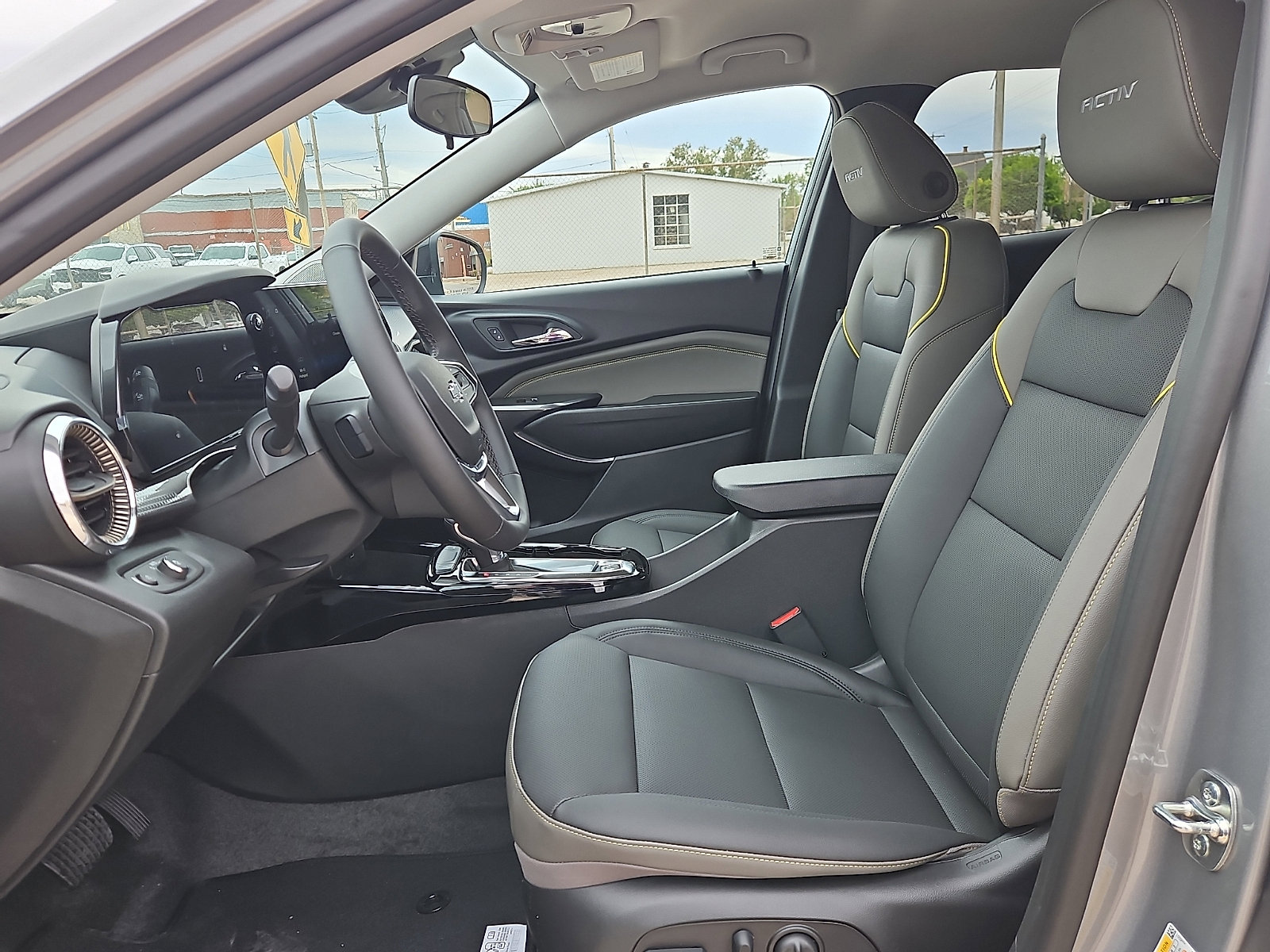 New 2026 Chevrolet Trax ACTIV w/ Driver Confidence Package FWD image 15