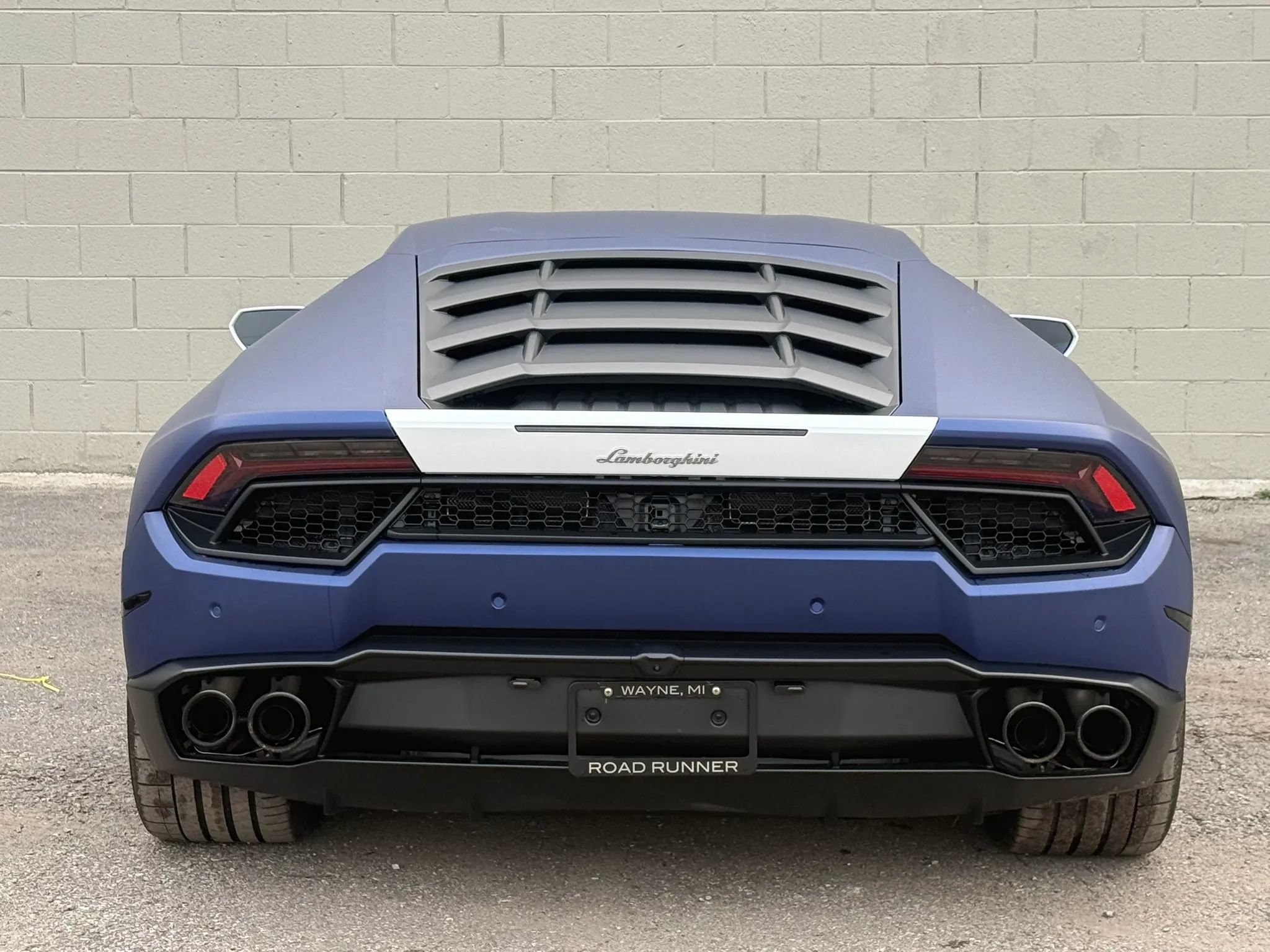 Used 2019 Lamborghini Huracan LP 580-2 RWD image 8