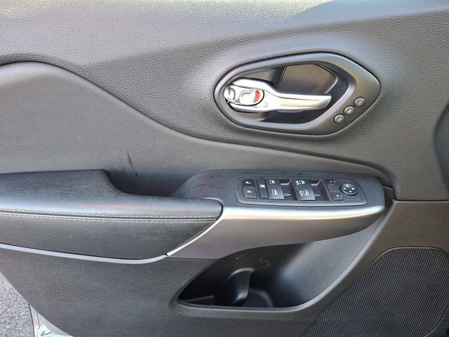 Certified 2021 Jeep Cherokee Limited image 14